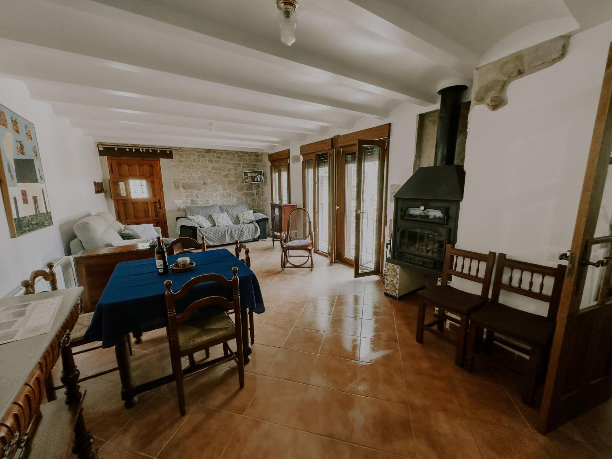 Ferienwohnung La Casa De La Acacia Olba Exterior foto